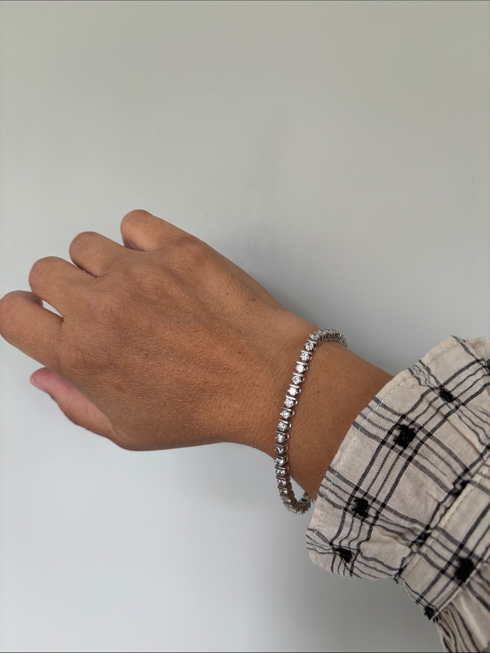 Vintage **✨ Sterling Silver Tennis Bracelet – Like New Condition ✨
